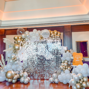 แบคดรอปลูกโป่ง ฉากลูกโป่ง Hen Party Balloon Backdrop - Gold Shimmer Wall
