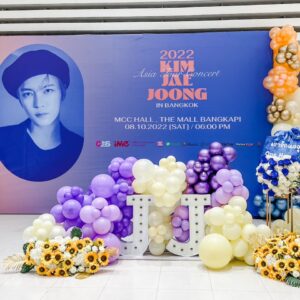 แบคดรอปลูกโป่ง ฉากลูกโป่ง Fan Meeting Balloon Backdrop - Kim Jae Joong in Bangkok - Purple & Orange