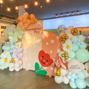 แบคดรอปลูกโป่ง ฉากลูกโป่ง Graduation Balloon Backdrop - Floral Party - Multicolour & Daisy