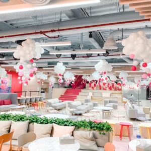 แบคดรอปลูกโป่ง ฉากลูกโป่ง Corporate Events Balloon Backdrop - Food Panda's 10th Anniversary (Whole Office Decoration)