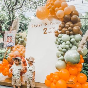 แบคดรอปลูกโป่ง ฉากลูกโป่ง Kid's Birthday Balloon Backdrop - Safari Two Wild - Green & Brown